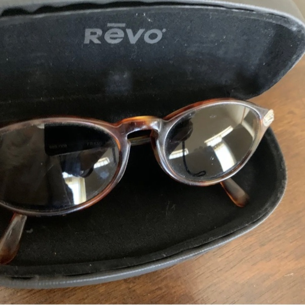 Beautiful Vintage Revo Tortoise Cat Frame Sunglasses - Picture 3 of 5